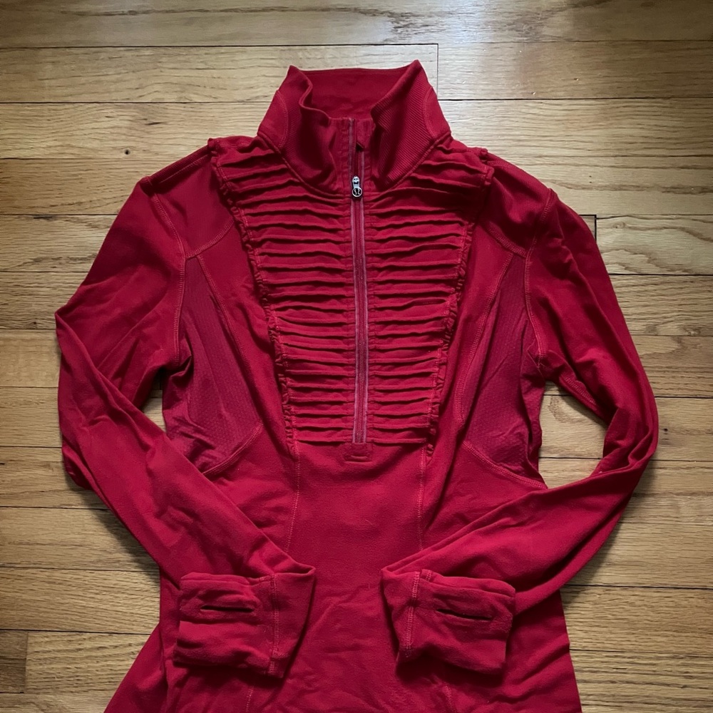 Lululemon Run: Your Heart Out Pullover size 8